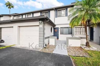 Main picture of 11037 SW 154th Pl