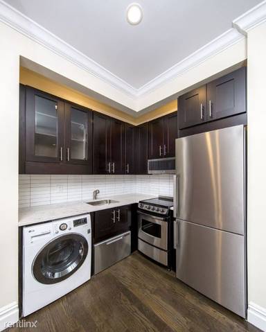 Main picture of 223 Mott St