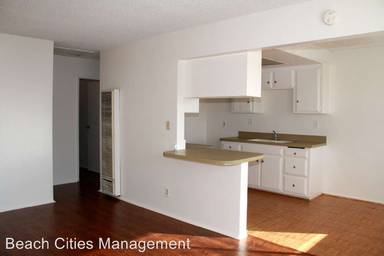 Main picture of 484 E South St