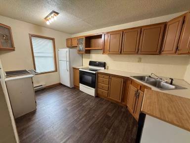 Main picture of 106 14th St NW