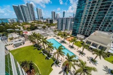 Main picture of Four Midtown