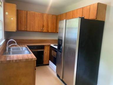 Main picture of 7505 Hawthorne Ave