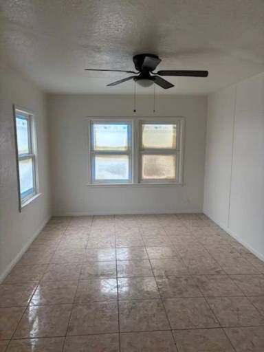 Main picture of 326 Arvin St