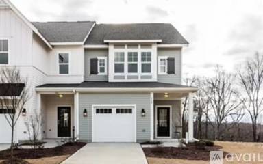 Main picture of 110 Ellsworth Manor Dr