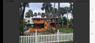 Main picture of 450 Shamrock Dr