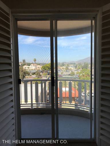 Main picture of 4701 Date Ave