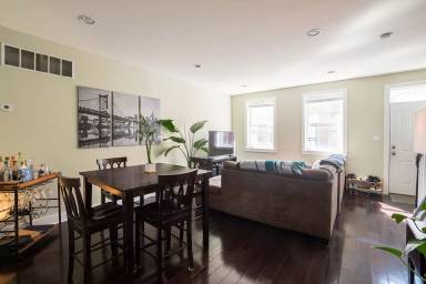 Main picture of 2609 Webster St