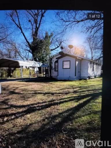 Main picture of 1024 Lanius St