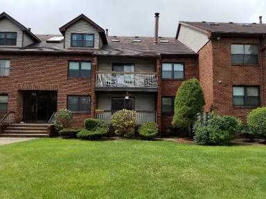 Main picture of 132 Beverly Hill Ter