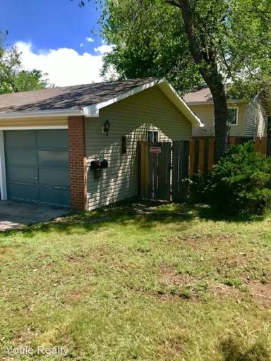 Main picture of 619 Parker St