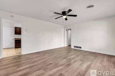 Main picture of 2733 Woodland Hills Cv
