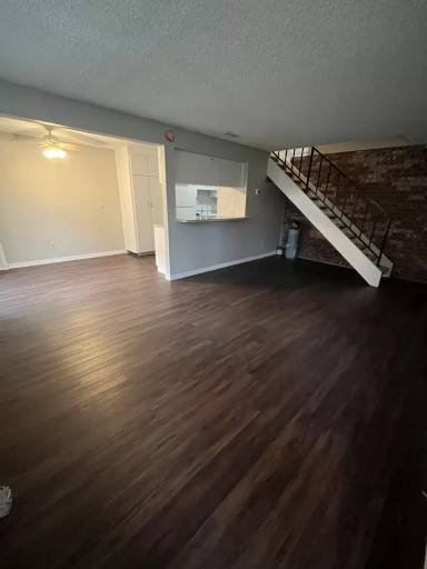 Main picture of 701 W Pennsylvania St