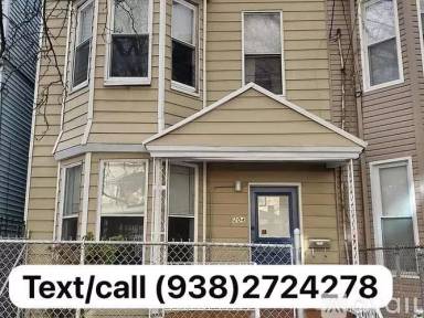 Main picture of 280 Sussex Ave
