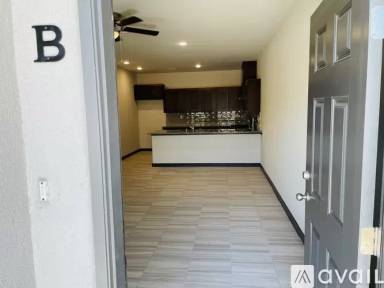 Main picture of 3911 Fillmore Ave