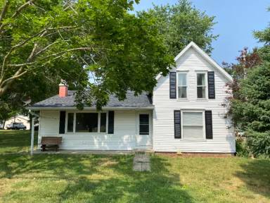 Main picture of 107 N Jackson St