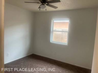 Main picture of 1007 E Danube St