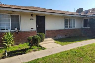 Main picture of 3486 E Clinton Ave
