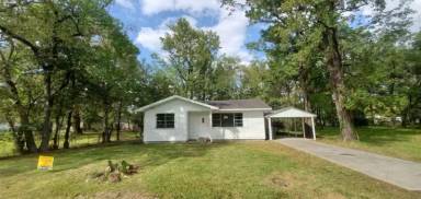 Main picture of 2270 Johnson St