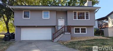 Main picture of 1221 Guildford Ct