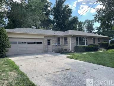 Main picture of 3670 Yellowstone Dr SW