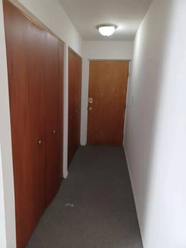 Main picture of 320 N Austin Blvd