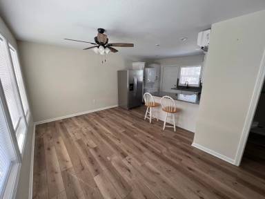 Main picture of 304 3rd St