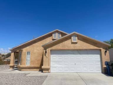 Main picture of 1649 Arena Dr