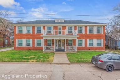 Main picture of 408 E Pease St