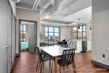 Main picture of 292 W Western Ave