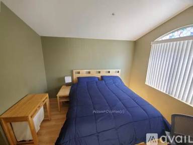 Main picture of 1305 Jamaica Ln