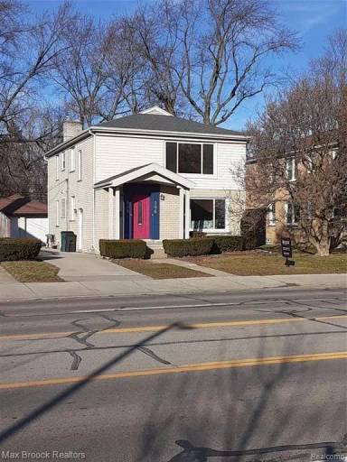 Main picture of 508 W 12 Mile Rd