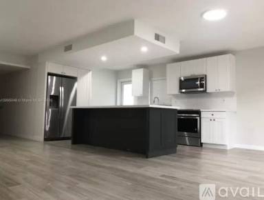 Main picture of 8133 SW 82nd Ct