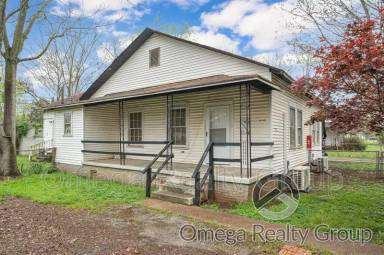 Main picture of 3210 Clopton St SW