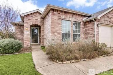 Main picture of 215 Spruce Trl