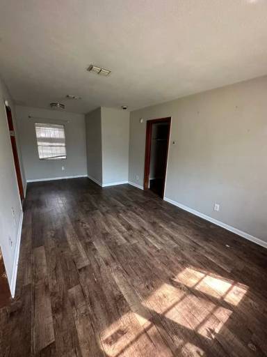 Main picture of 2052 Belle Vue Way
