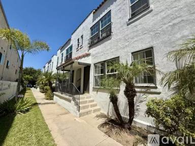 Main picture of 131 Olive St