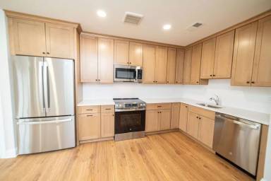Main picture of 14 N Harrison St