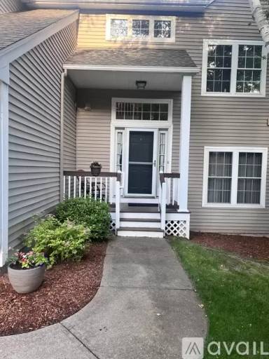 Main picture of 38 Chatham Dr