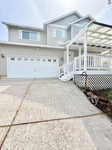 Main picture of 5621 NE 64th St