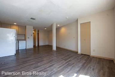 Main picture of 2320 O St