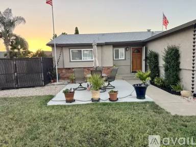 Main picture of 328 Pictor Ln