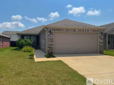 Main picture of 121 Pitts Griffin Dr