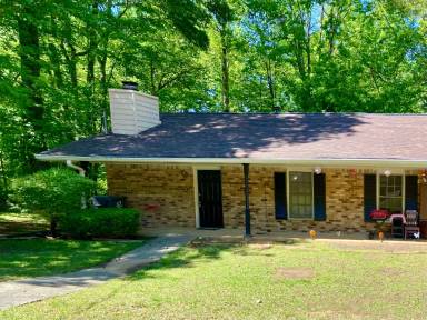 Main picture of 535 Holly Ridge Dr NW