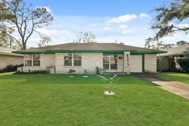 Main picture of 1207 Stonecrest Dr