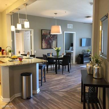 Main picture of 107 Peachtree St SW