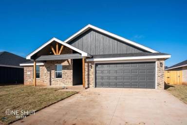 Main picture of 1728 Bandolero Rd