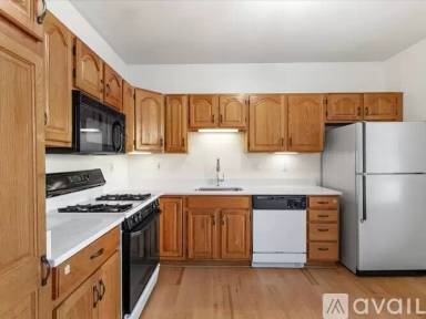 Main picture of 85 Village Dr
