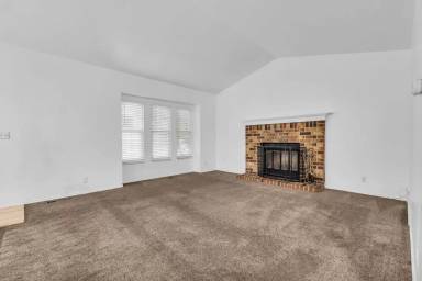 Main picture of 879 Rice Cir