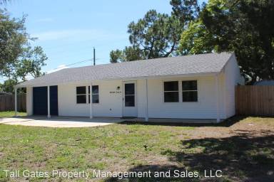 Main picture of 5832 Wales Ave