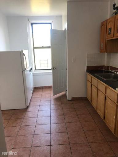 Main picture of 2414 Belmont Ave